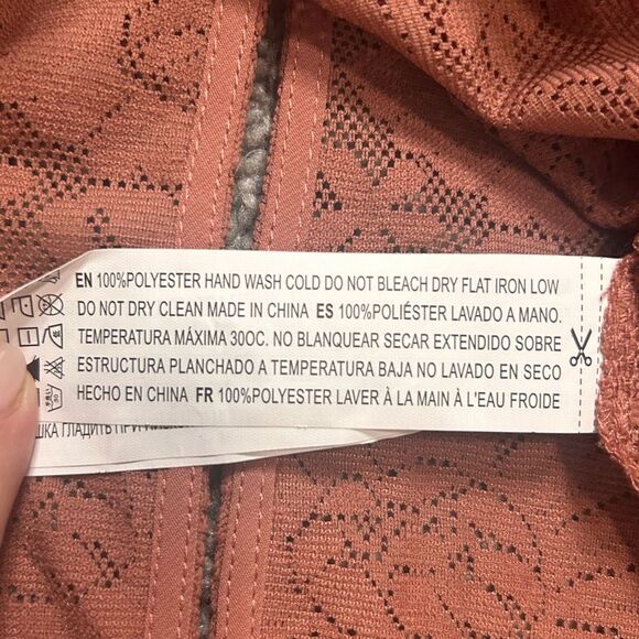 Forever 21 Exclusive Sheer Mesh Floral Lace Crop Top size Small - Picture 10 of 11